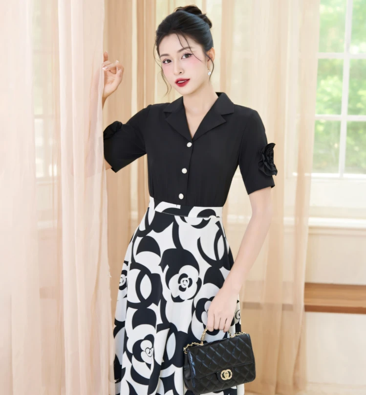 Ngọc Moon